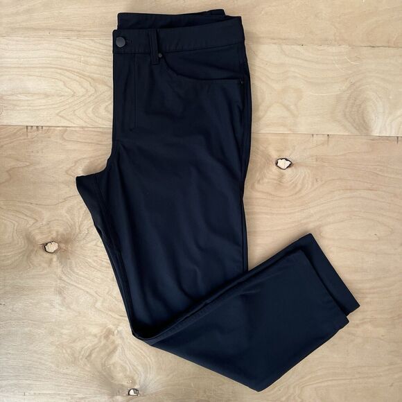 Lululemon ABC Pants 34 Black Athleisure Casual Workwear Sportswear Commission - Picture 2 of 9